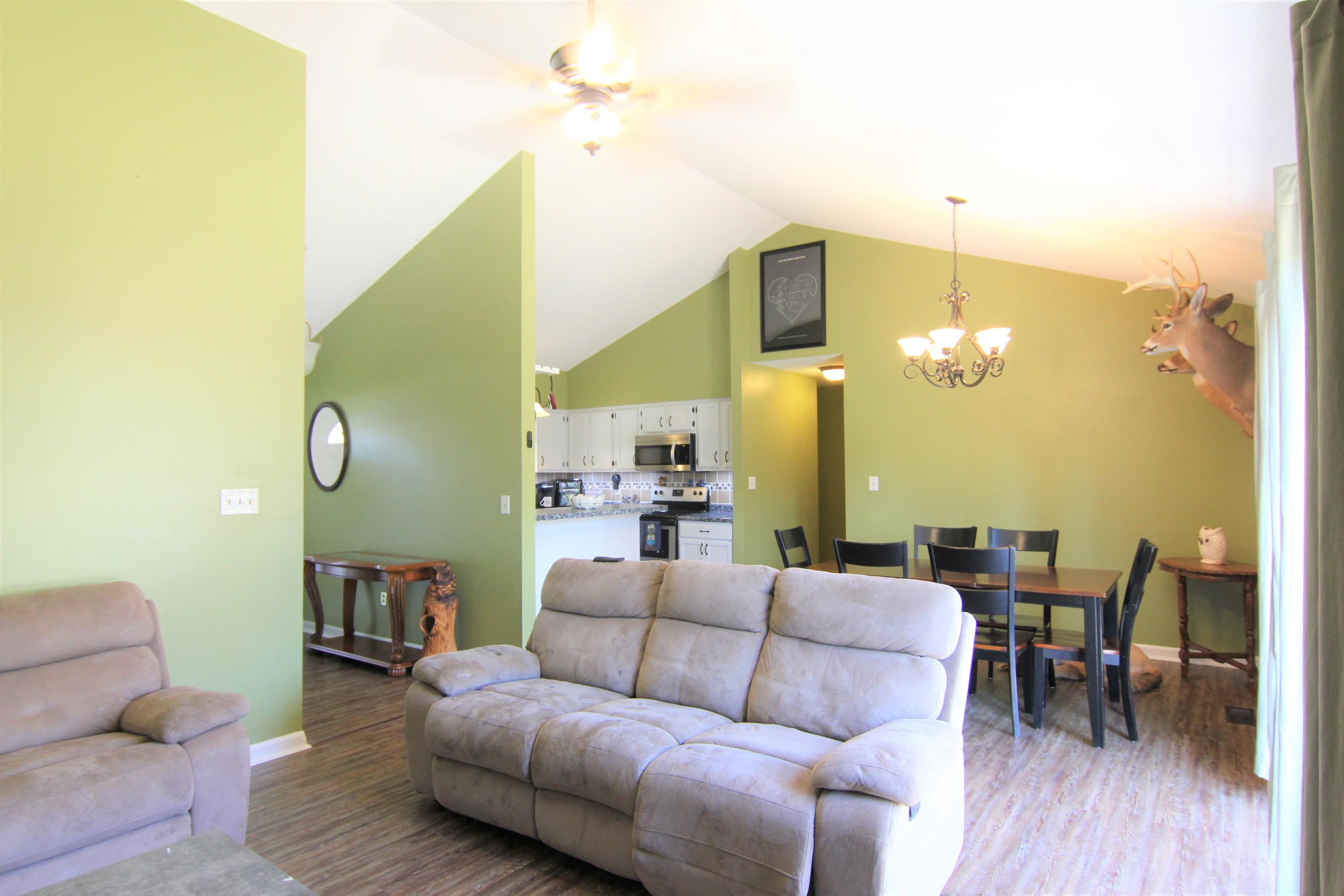9152 Colchester Ridge Road Knoxville, TN 37922 - Photo 4 of 21 IMG_8139 (2)
