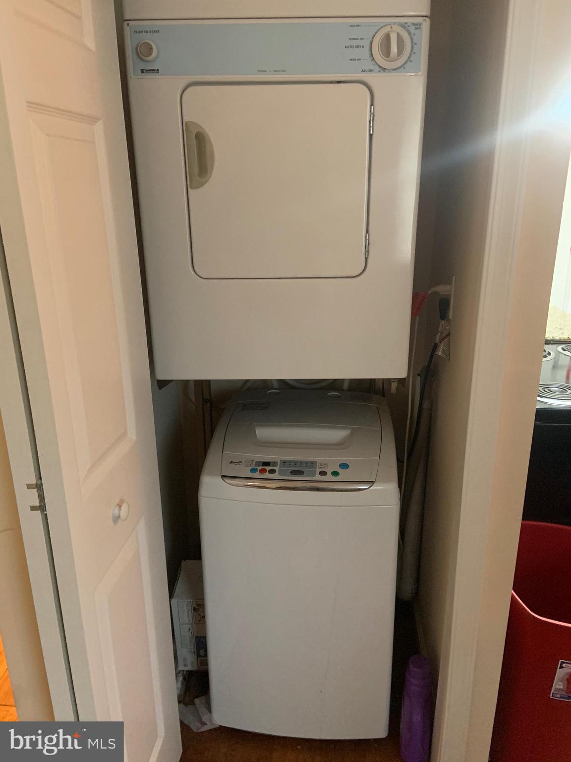 149 Dunlap Road Pasadena, MD 21122 - Photo 8 of 32 Main level washer and dryer