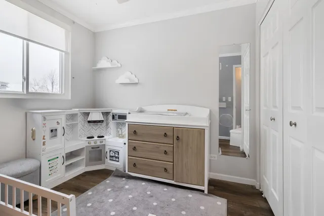 $264,900 | 986 Four Seasons Boulevard, Aurora, IL 60504