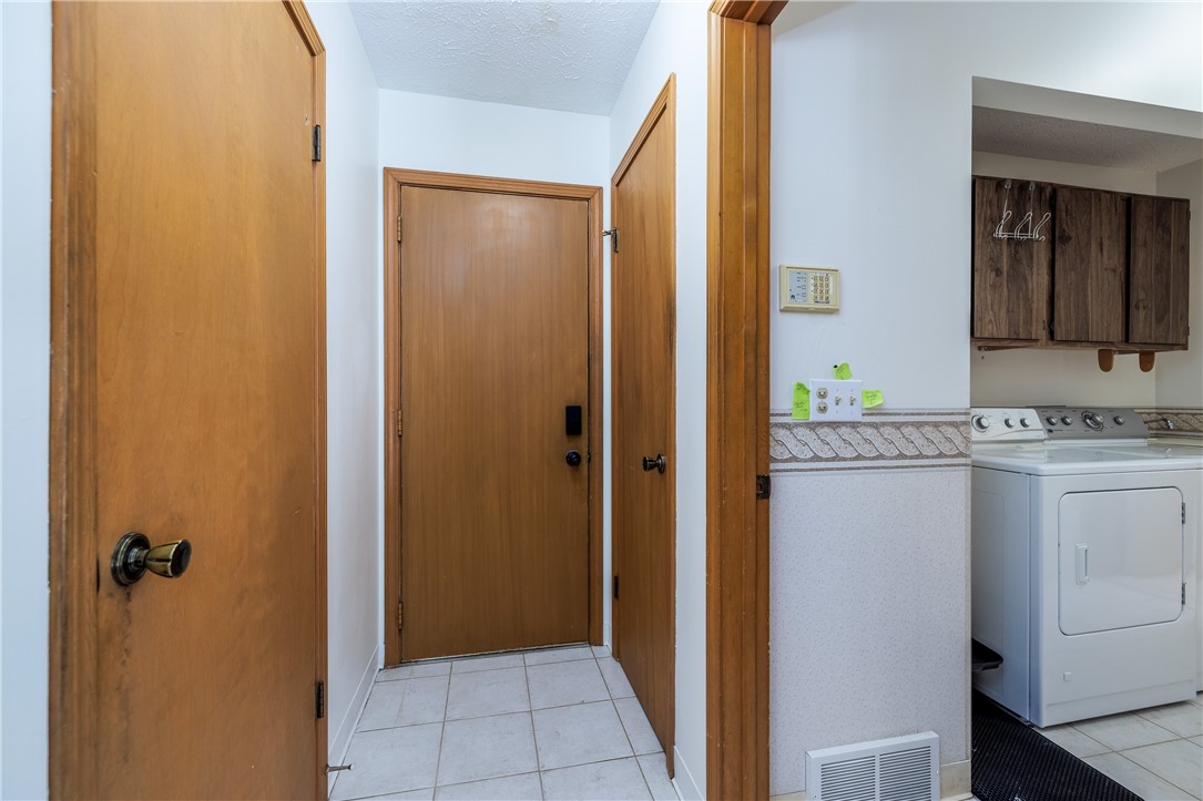 1256 Penfield Center Road Penfield, NY 14526 - Photo 35 of 41