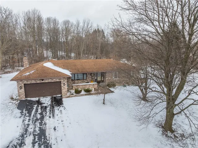 $375,000 | 1256 Penfield Center Road, Penfield, NY 14526