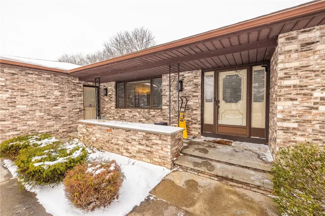 $375,000 | 1256 Penfield Center Road, Penfield, NY 14526