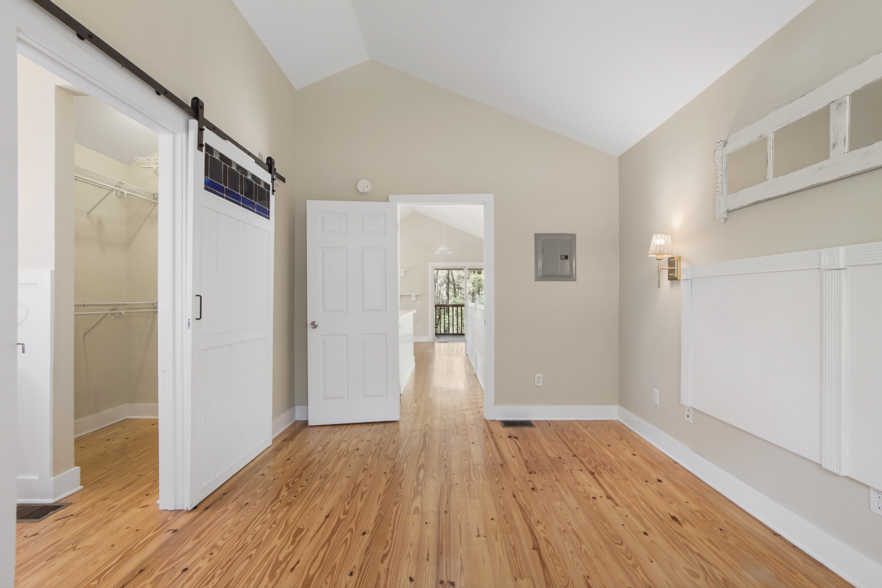 211 Lester Price Road Ponce de Leon, FL 32455 - Photo 15 of 63 a view of hallway with wooden floor