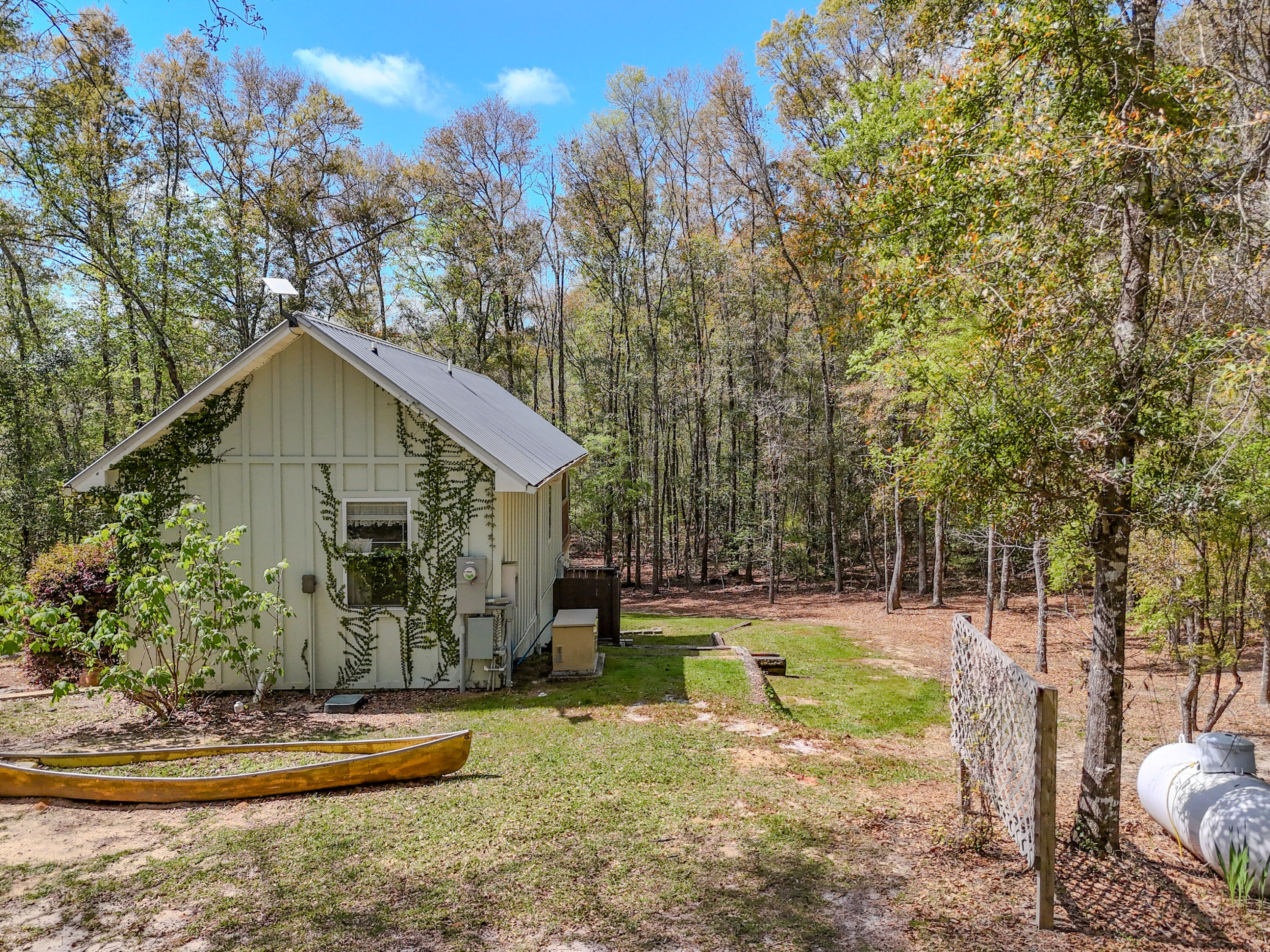 211 Lester Price Road Ponce de Leon, FL 32455 - Photo 55 of 63 DJI_20260326111653_0071_D