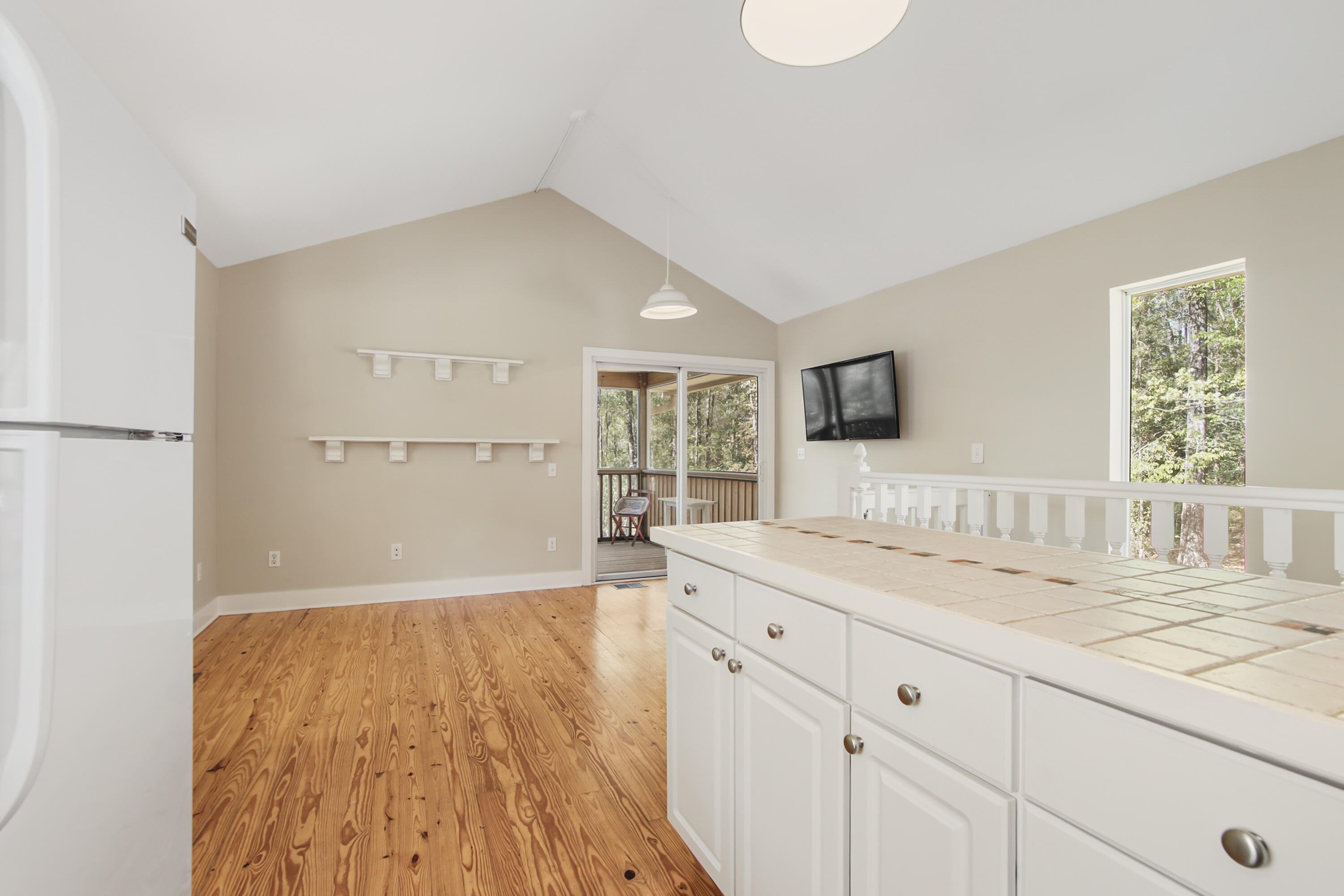211 Lester Price Road Ponce de Leon, FL 32455 - Photo 8 of 63 DSC00201