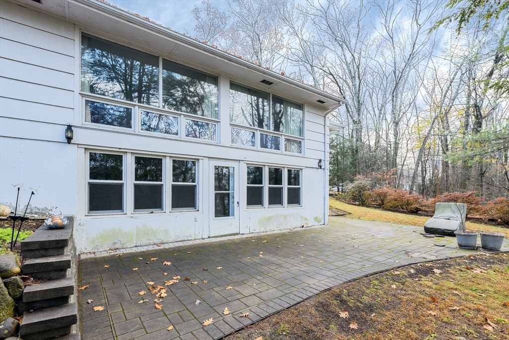 3 Oak Ridge Road Holden, MA 01520 - Photo 25 of 30 Gallery Image 25