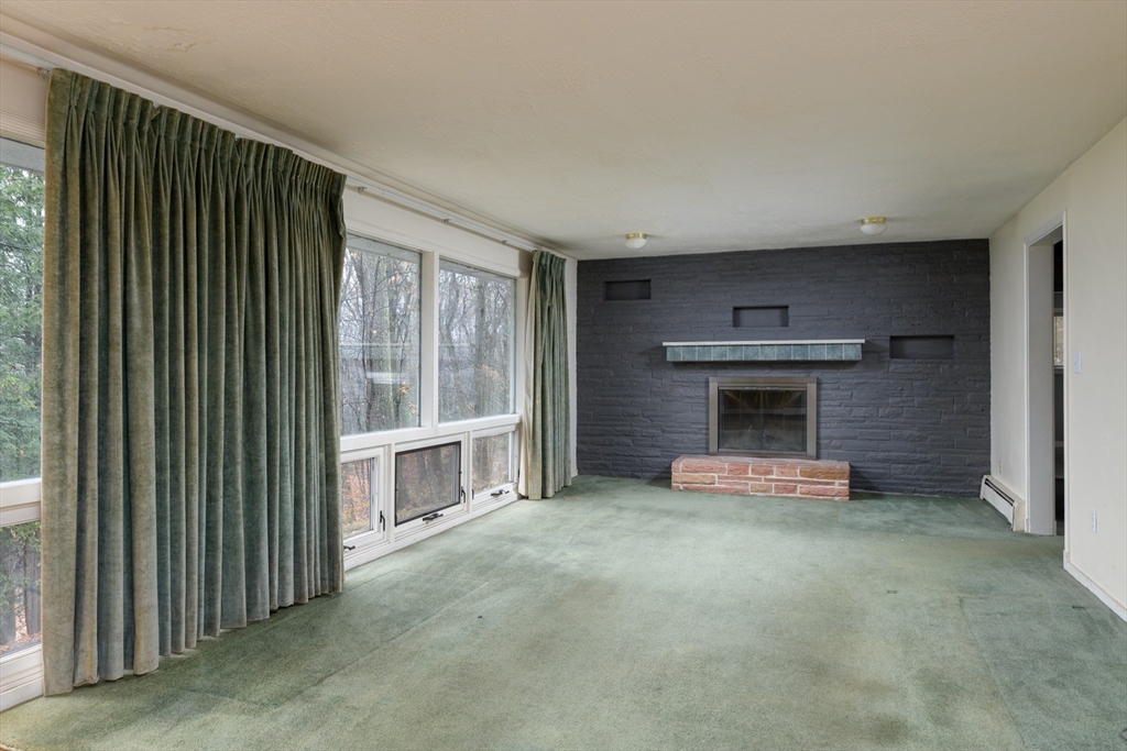 3 Oak Ridge Road Holden, MA 01520 - Photo 3 of 30 Gallery Image 3