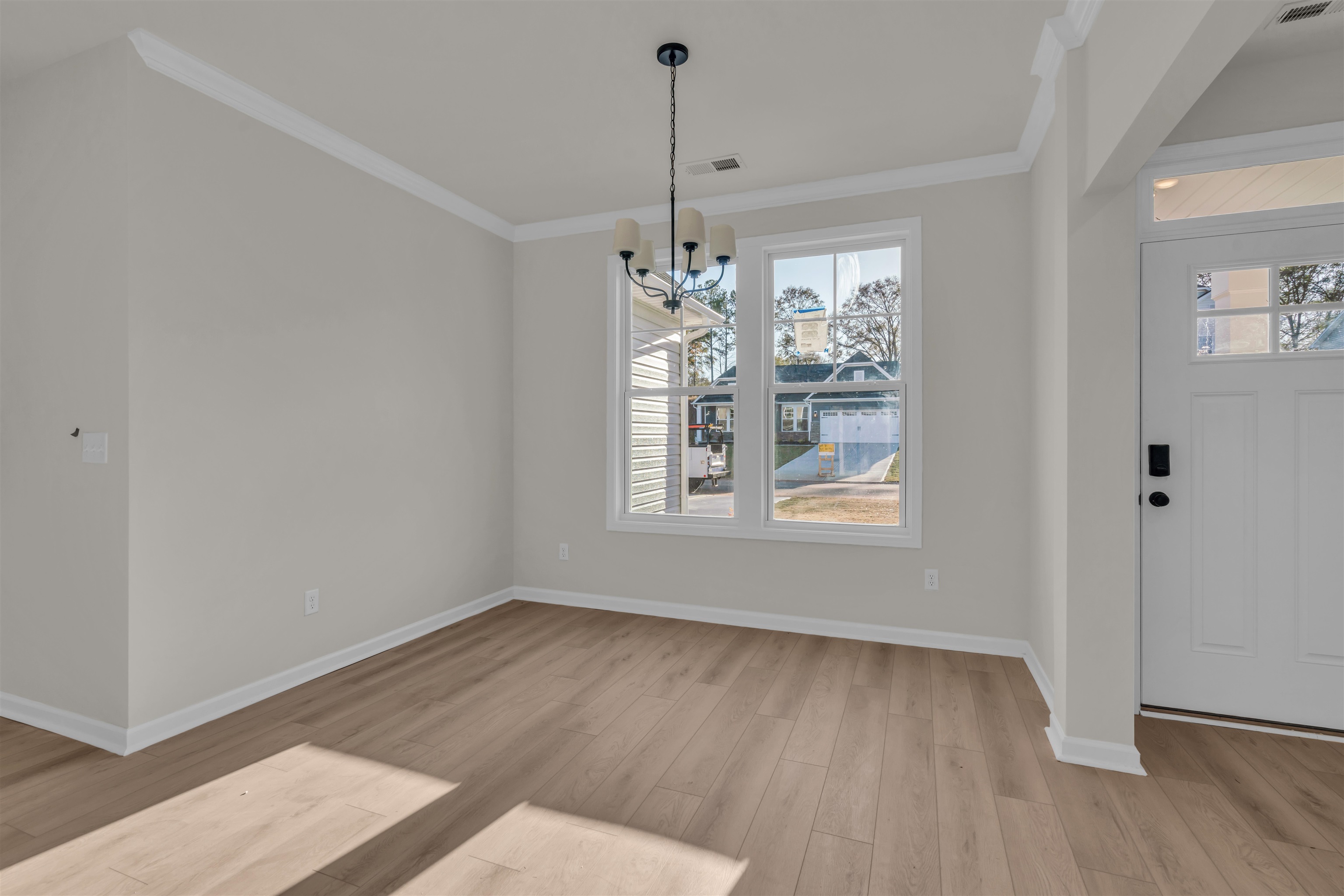 151 Hunter Ridge Drive Boiling Springs, SC 29316 - Photo 3 of 25 Gallery Image 3