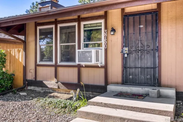$245,000 | 3750 South Granby Way, Aurora, CO 80014
