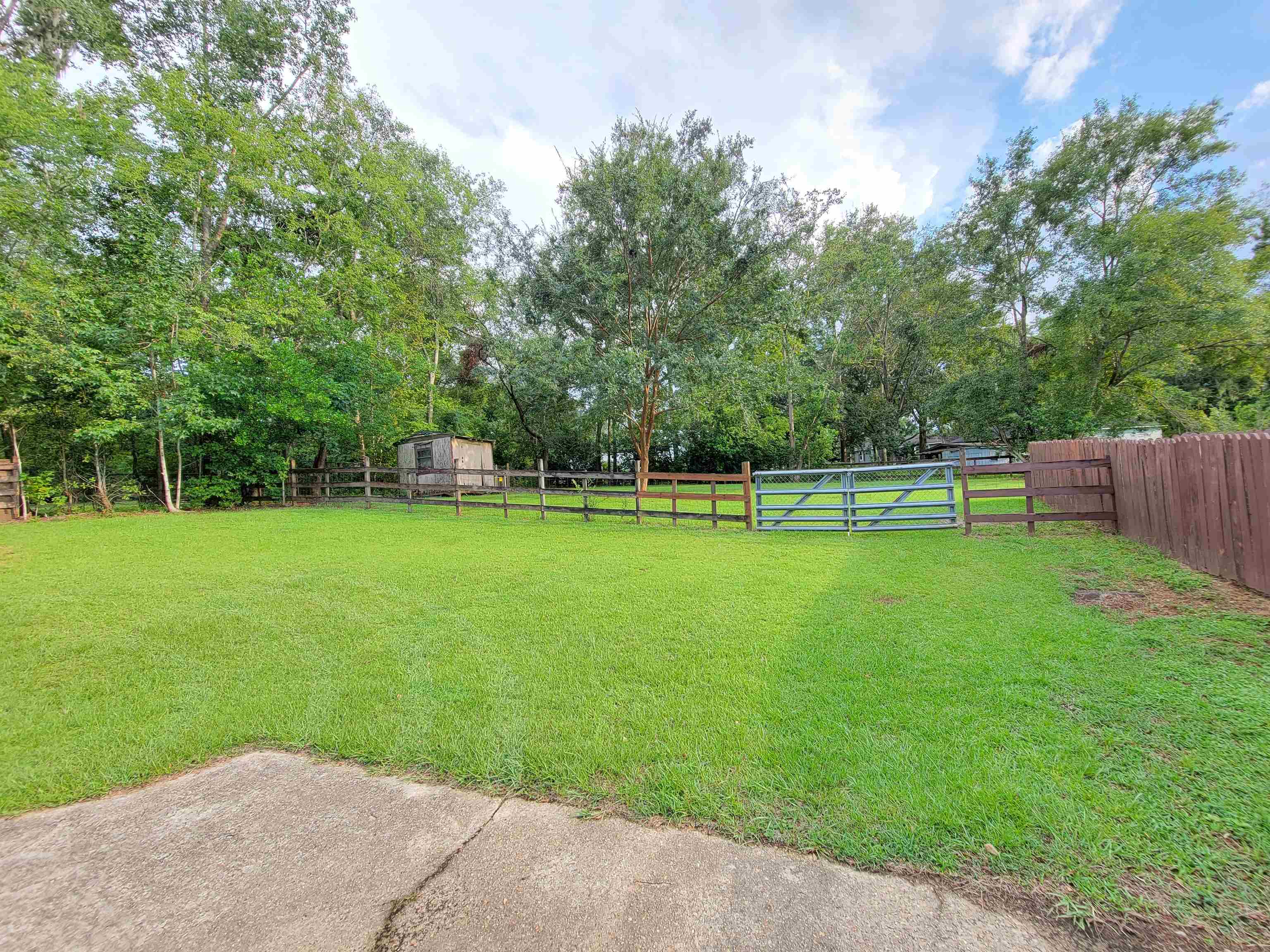 4293 Sherborne Road Tallahassee, FL 32303 - Photo 23 of 26