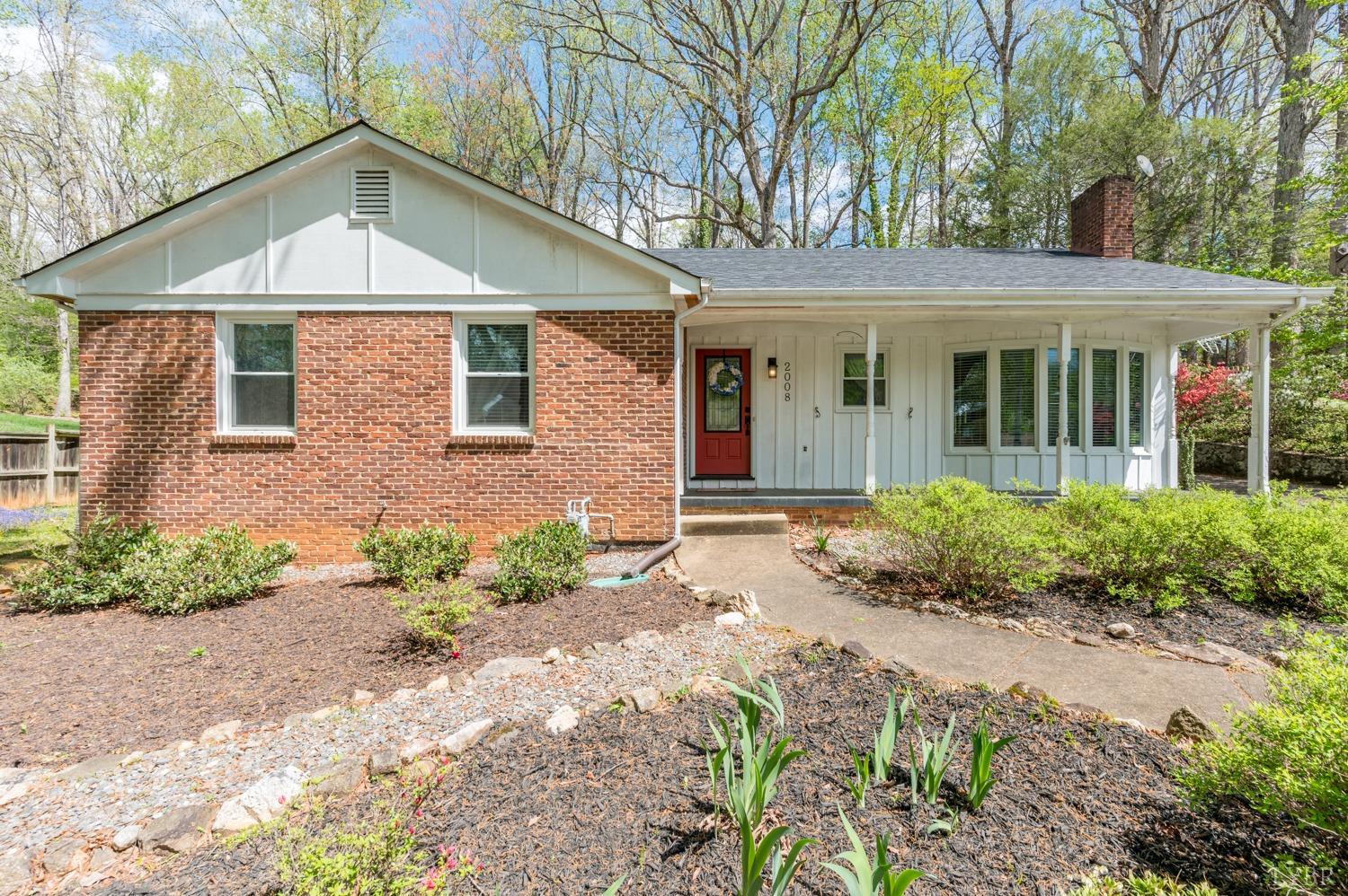 2008 Burnt Bridge Road Lynchburg, VA 24503 - Photo 2 of 51 Gallery Image 2