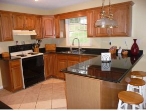 5913 Carters Valley Road Church Hill, TN 37642 - Photo 7 of 23 Nice area to eat