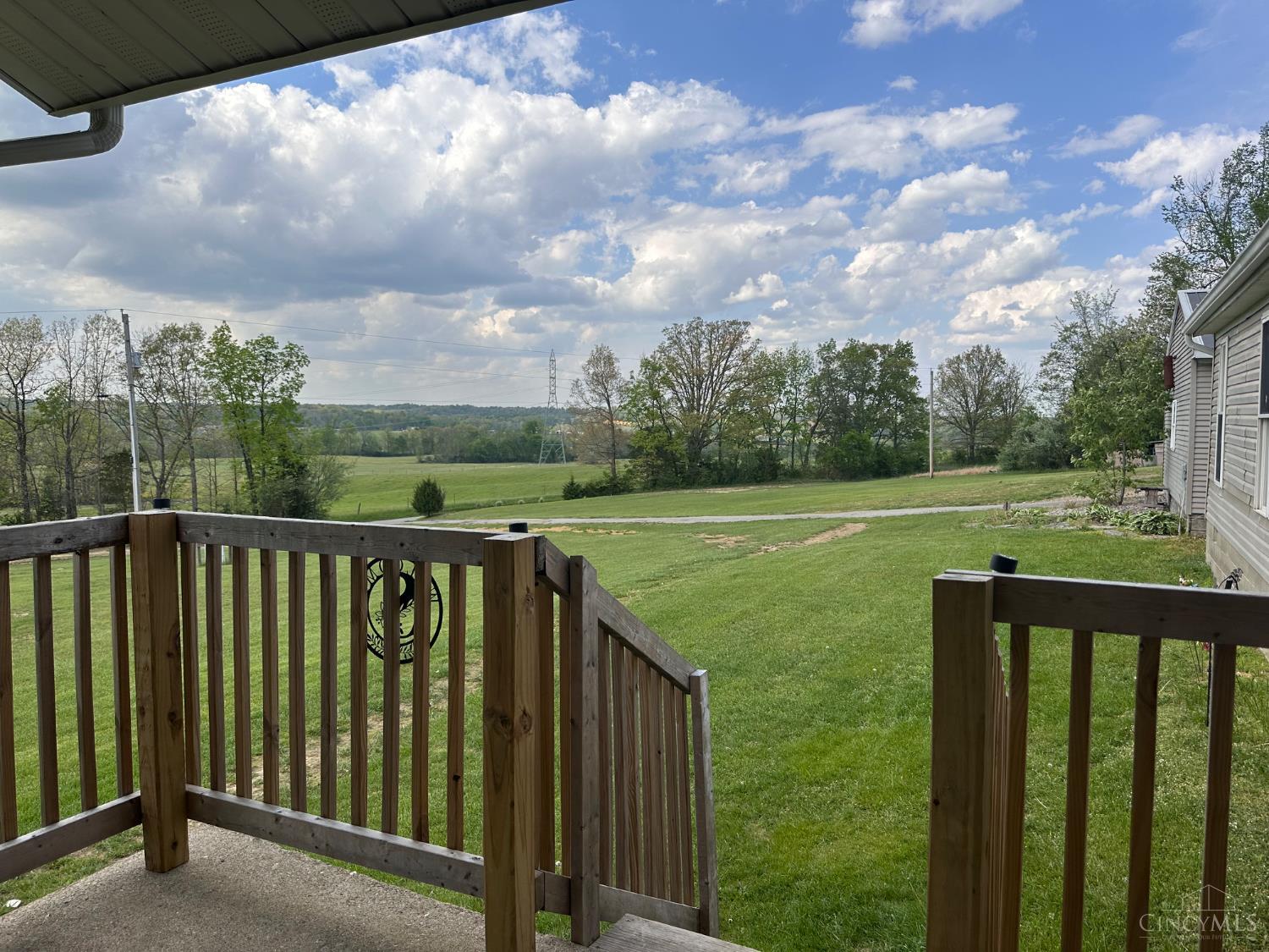 1000 Locust Road Hillsboro, OH 45133 - Photo 22 of 36