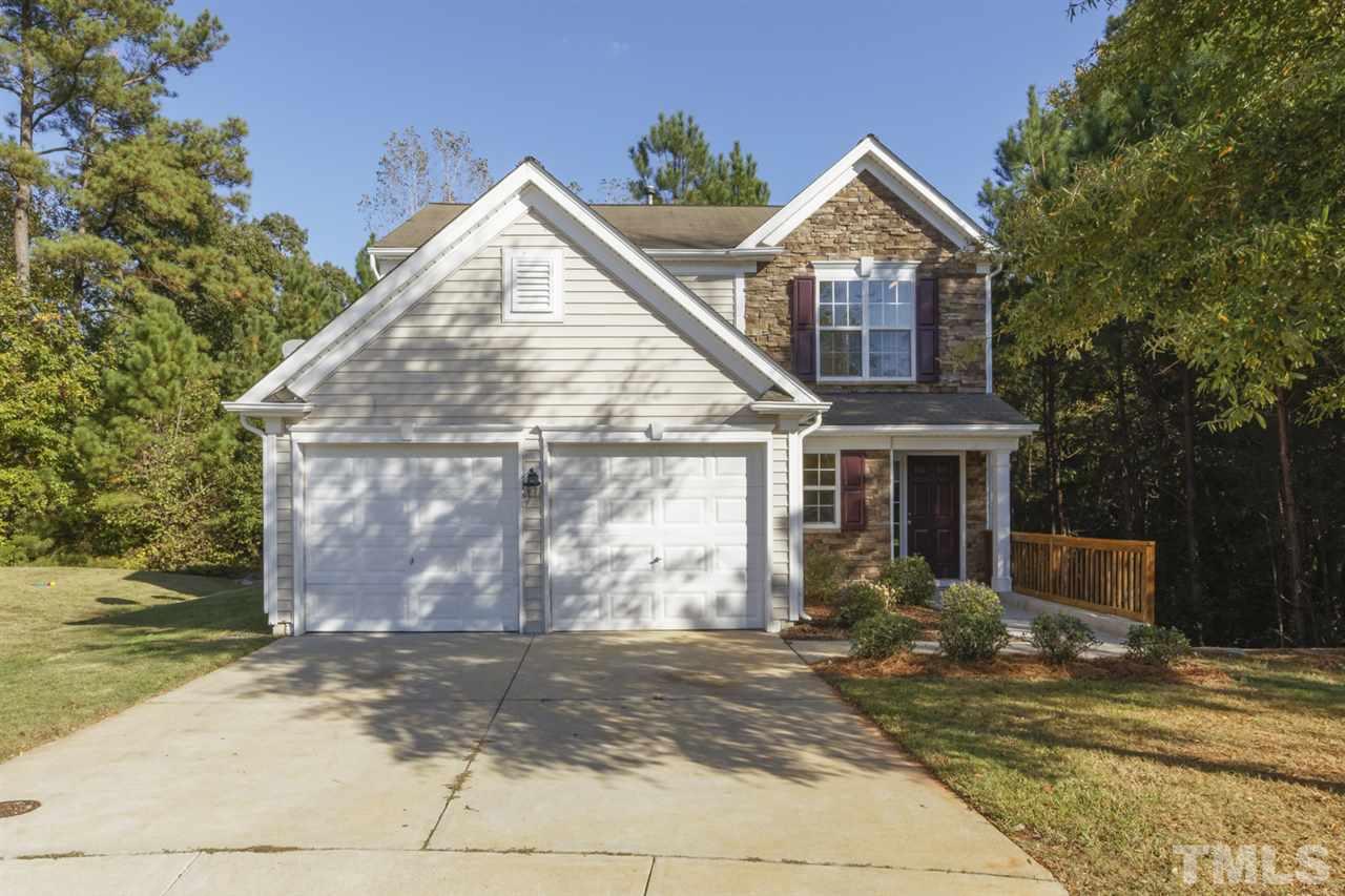 Charming home in Culdesac! Welcome home!