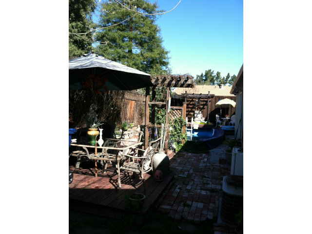17485 Redwood Road Castro Valley, CA 94546 - Photo 2 of 4 Gallery Image 2