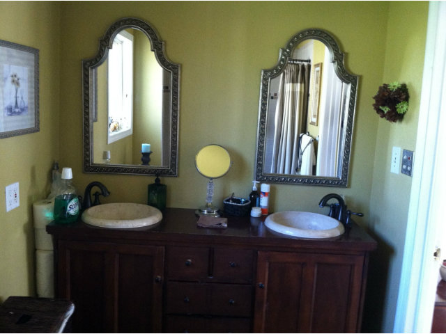 17485 Redwood Road Castro Valley, CA 94546 - Photo 3 of 4 Gallery Image 3