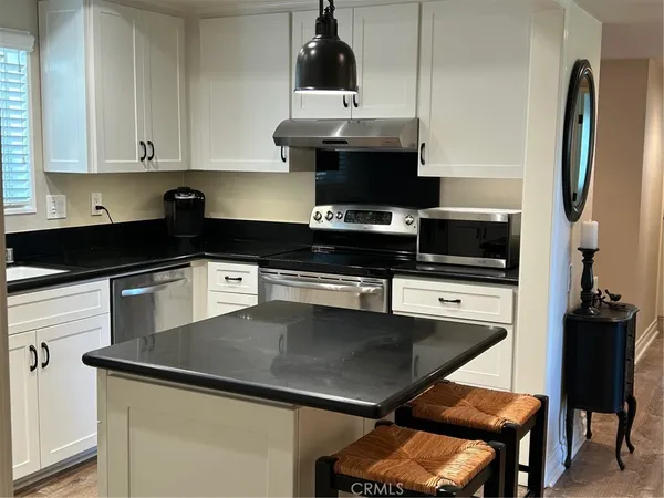 $589,888 | 5518 Paseo Del Lago East, Unit 1E, Laguna Woods, CA 92637
