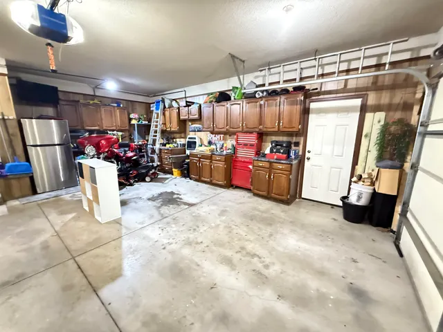 $279,900 | 1604 Allison Boulevard, Auburn, IN 46706