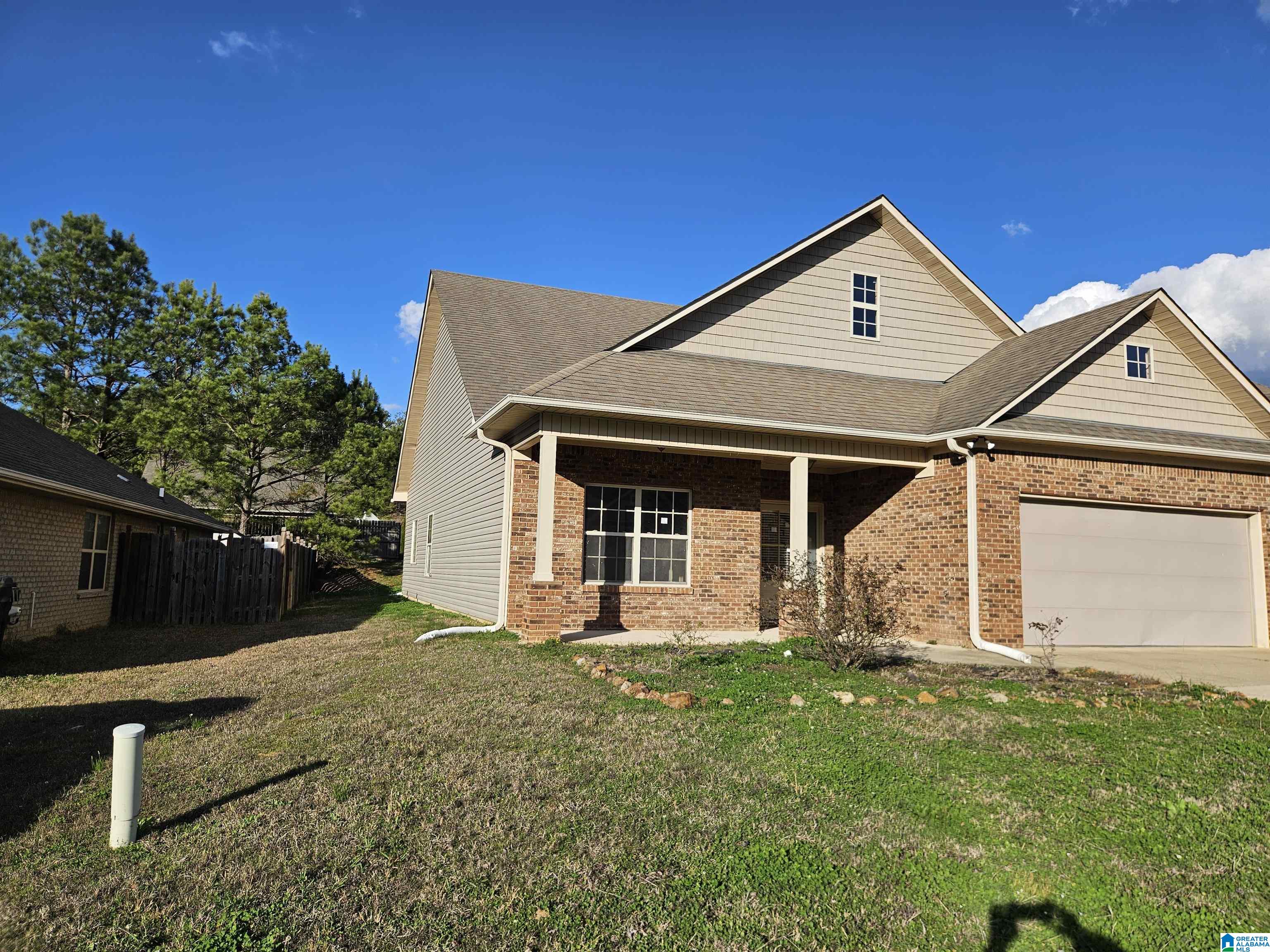2026 Highview Way Calera, AL 35040 - Photo 2 of 12