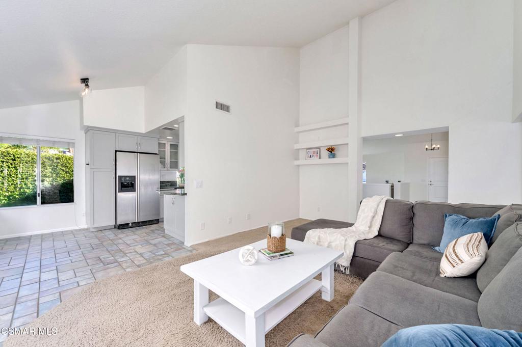 3125 Calusa Avenue Simi Valley, CA 93063 - Photo 12 of 46