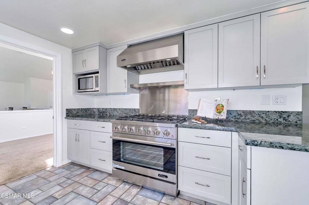 3125 Calusa Avenue Simi Valley, CA 93063 - Photo 5 of 46