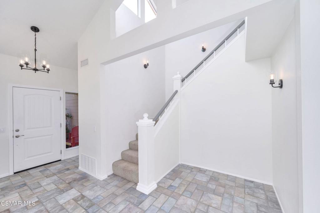 3125 Calusa Avenue Simi Valley, CA 93063 - Photo 6 of 46