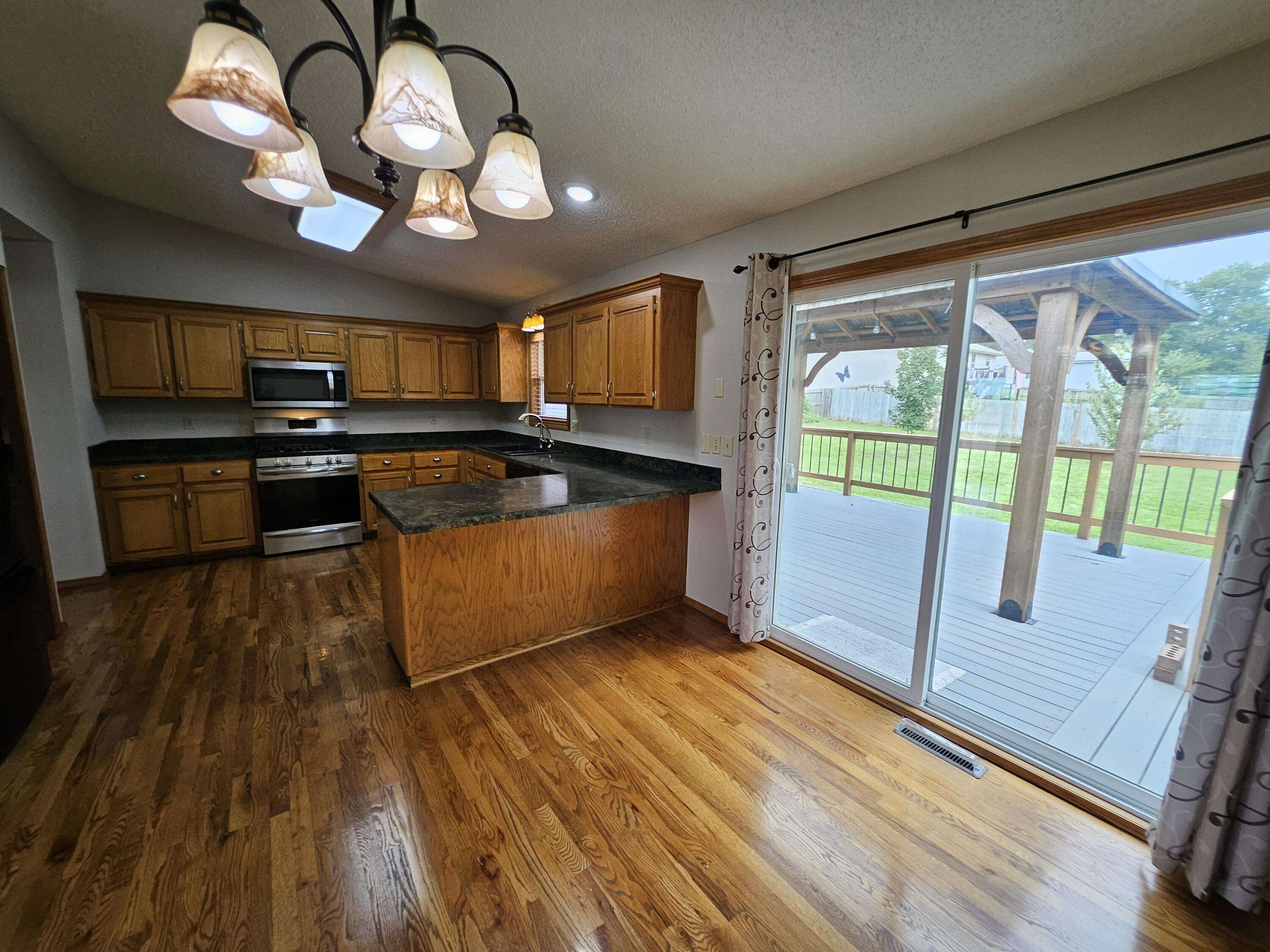 1583 17th Street Monett, MO 65708 - Photo 12 of 50 20260730_133657
