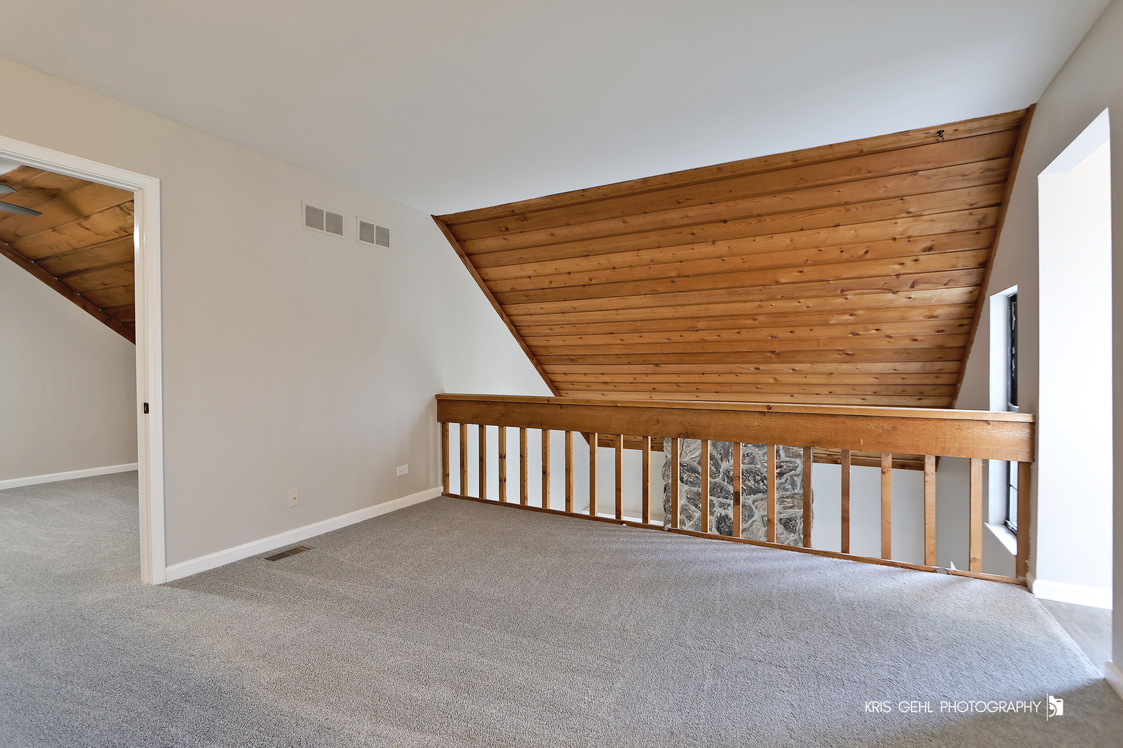 695 Wakefield Road Gurnee, IL 60031 - Photo 15 of 24 a view of a porch
