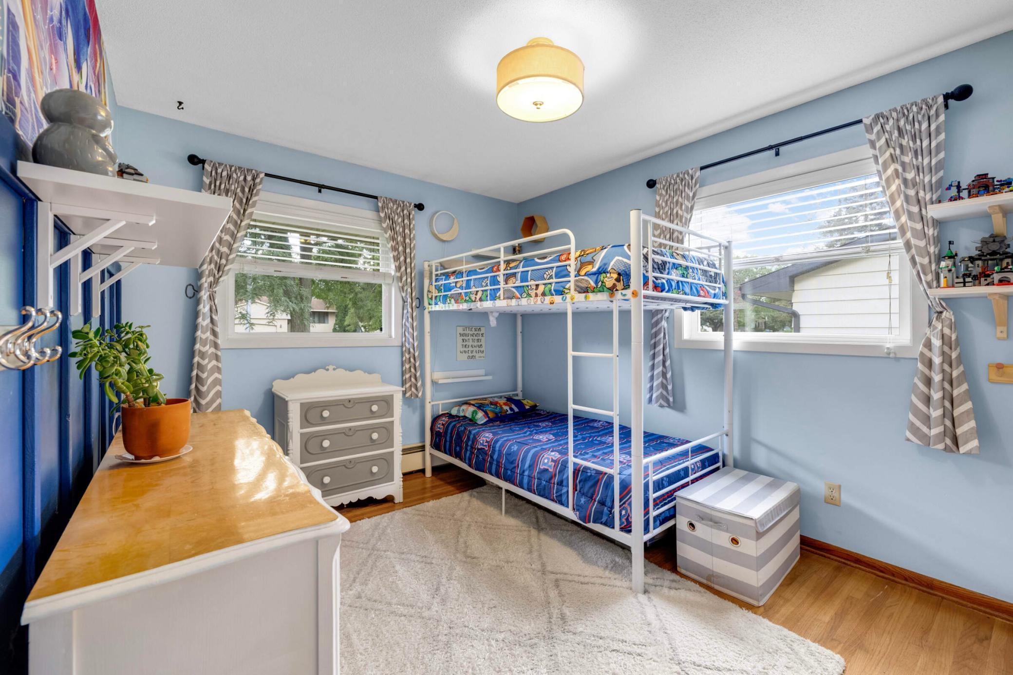 683 Tanglewood Drive St. Paul, MN 55126 - Photo 14 of 37