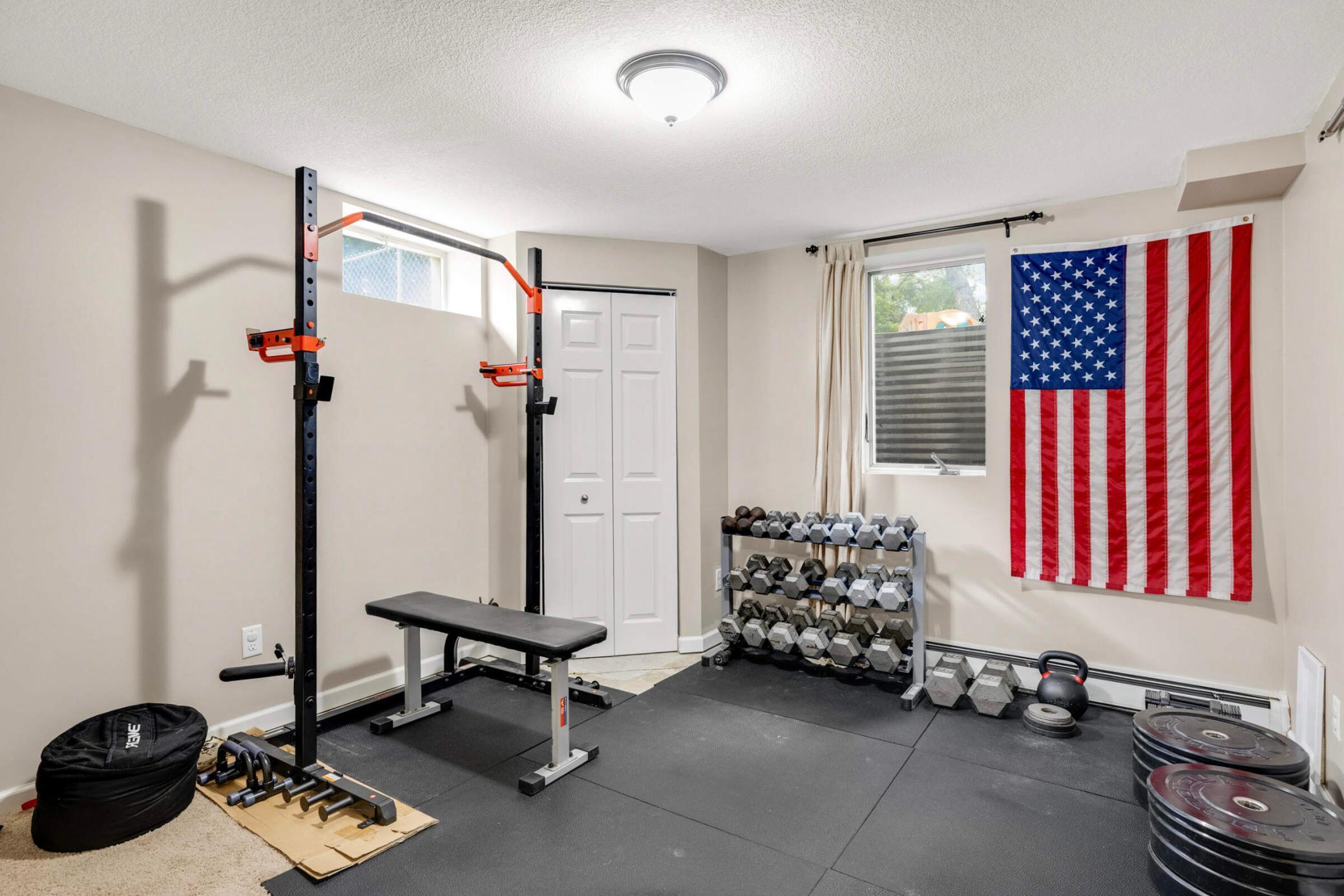 683 Tanglewood Drive St. Paul, MN 55126 - Photo 20 of 37