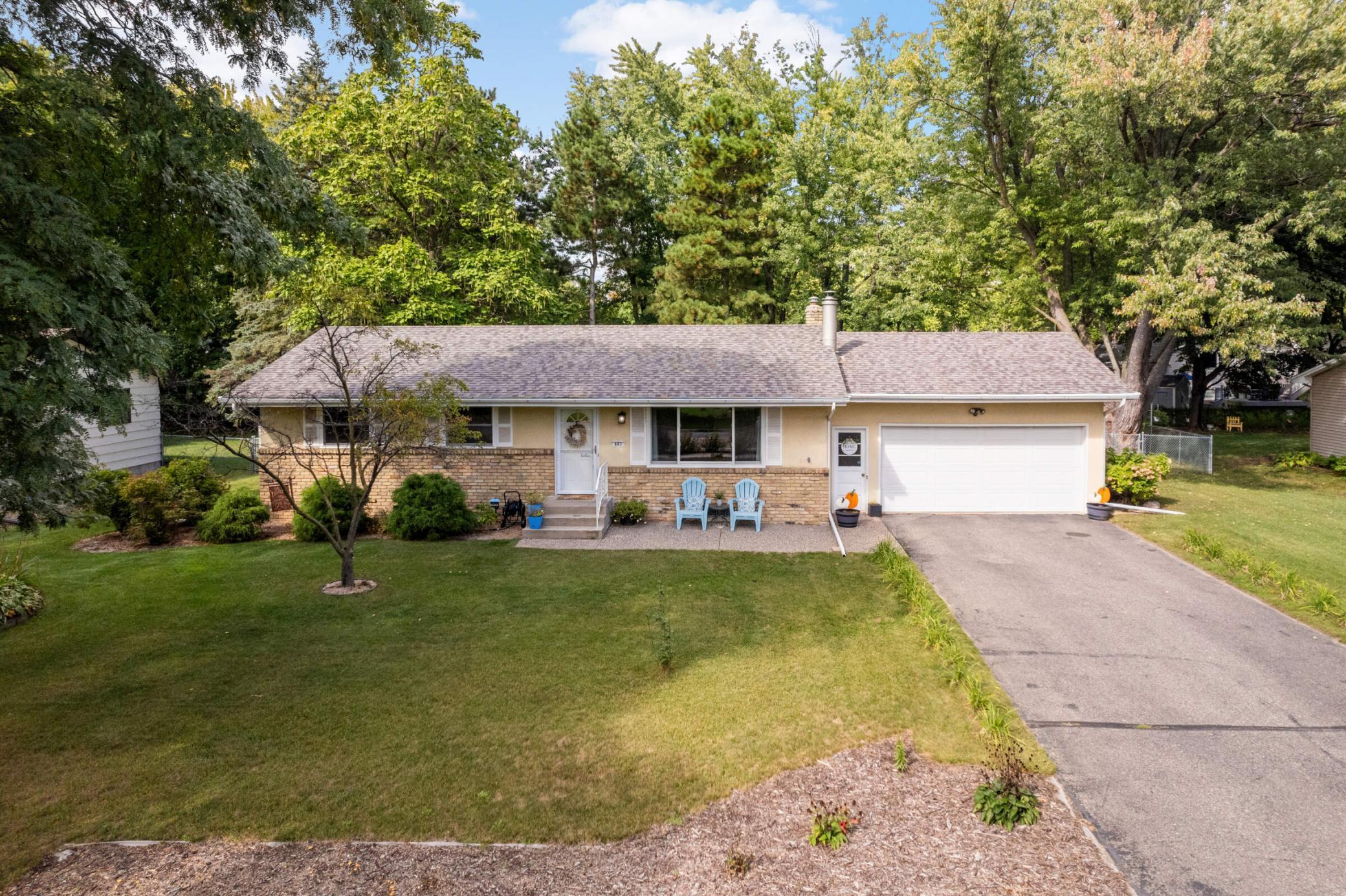 683 Tanglewood Drive St. Paul, MN 55126 - Photo 2 of 37