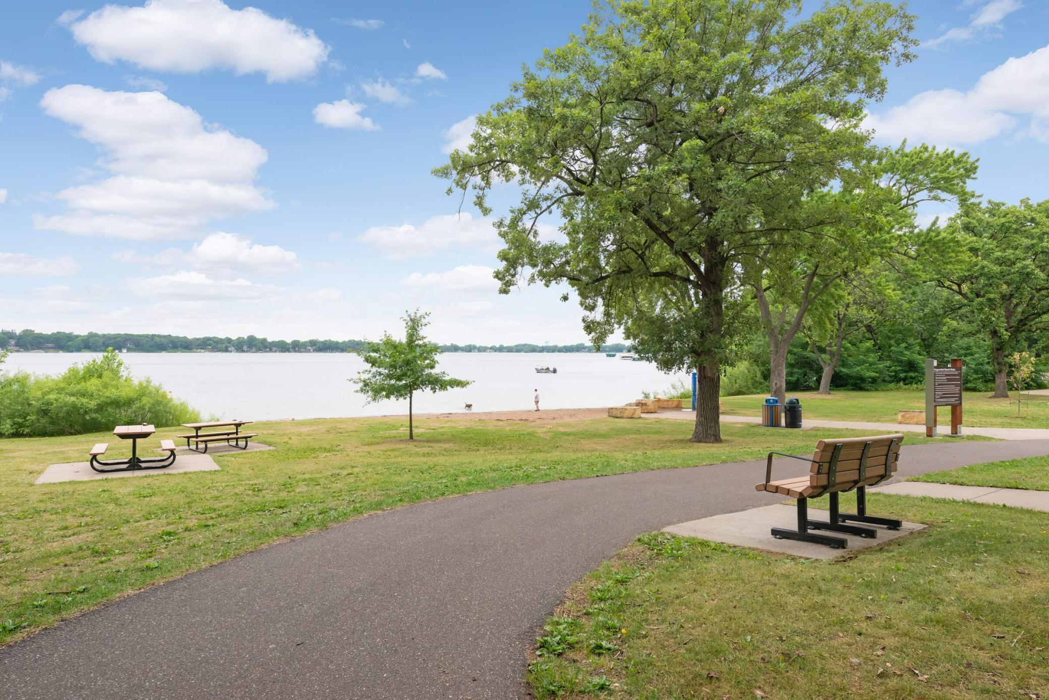 683 Tanglewood Drive St. Paul, MN 55126 - Photo 35 of 37