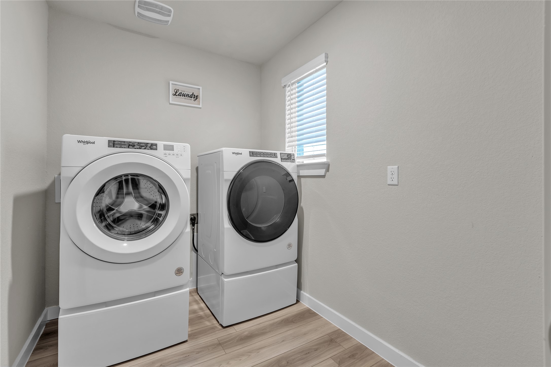 1212 Tipton Street Georgetown, TX 78633 - Photo 14 of 20 A well-equipped laundry space with modern appliances stands ready for everyday chores.