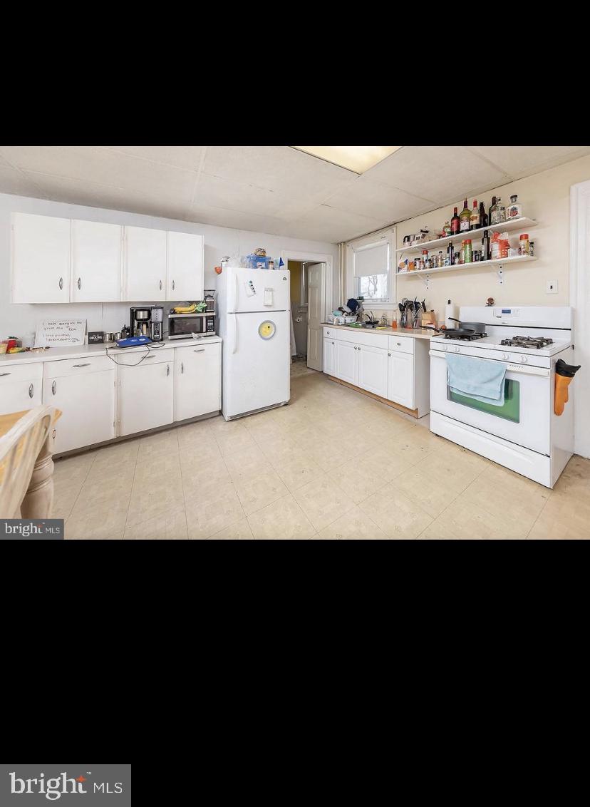 310 University Boulevard Glassboro, NJ 08028 - Photo 4 of 19