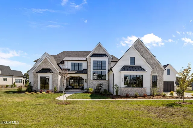 $2,795,000 | 7 Gregory Court, Saratoga Springs, NY 12866