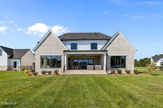 $2,795,000 | 7 Gregory Court, Saratoga Springs, NY 12866
