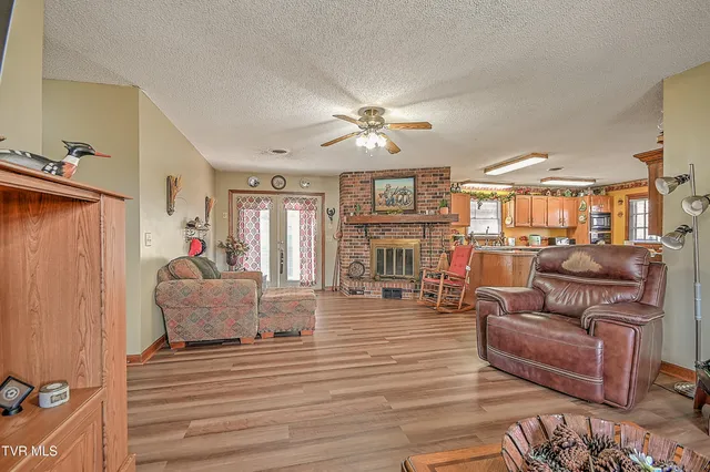 $399,000 | 423 Kendricks Hollow Road, Bristol, TN 37620