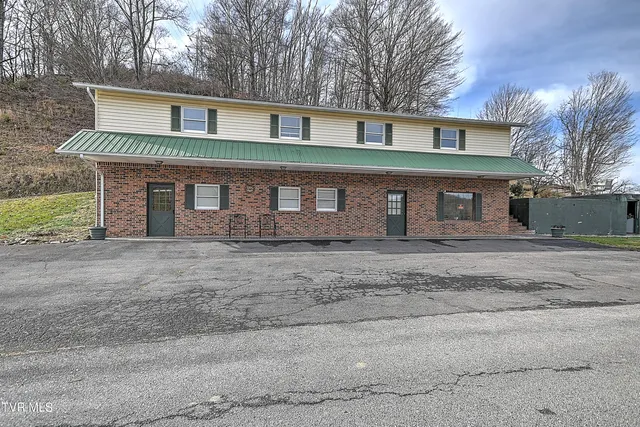 $399,000 | 423 Kendricks Hollow Road, Bristol, TN 37620