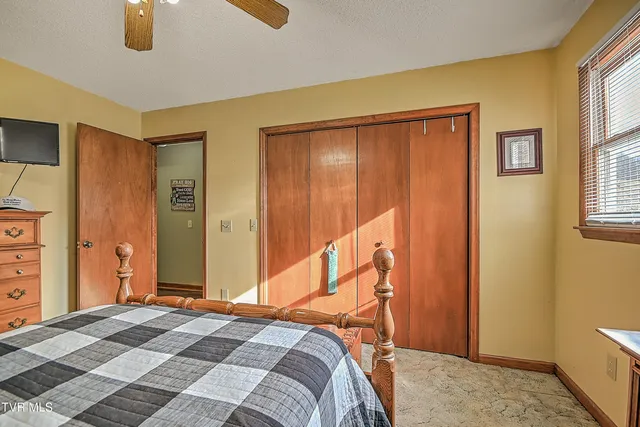 $399,000 | 423 Kendricks Hollow Road, Bristol, TN 37620