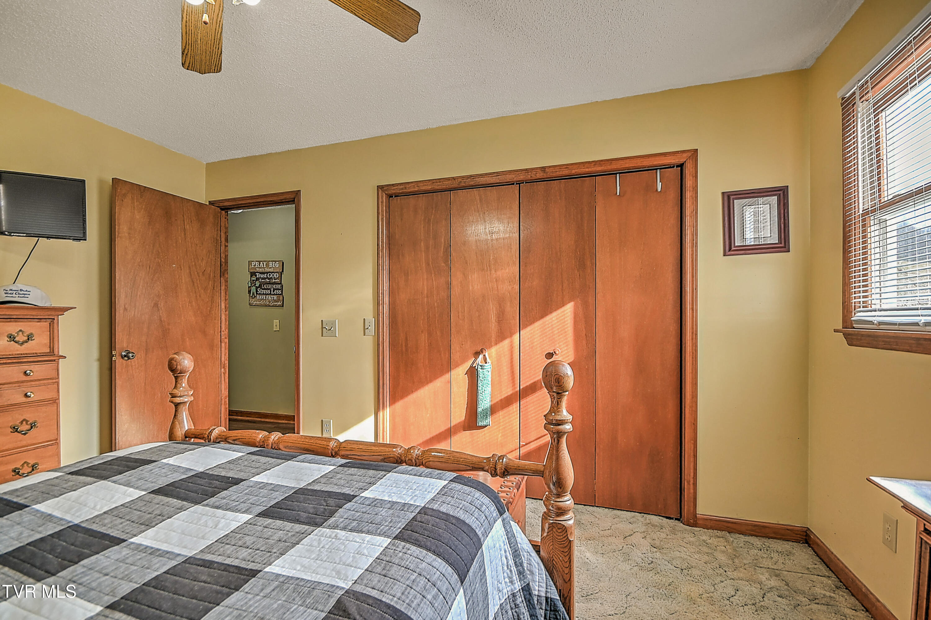 423 Kendricks Hollow Road Bristol, TN 37620 - Photo 28 of 64 423 Kendricks Hollow TV-9