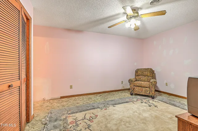 $399,000 | 423 Kendricks Hollow Road, Bristol, TN 37620