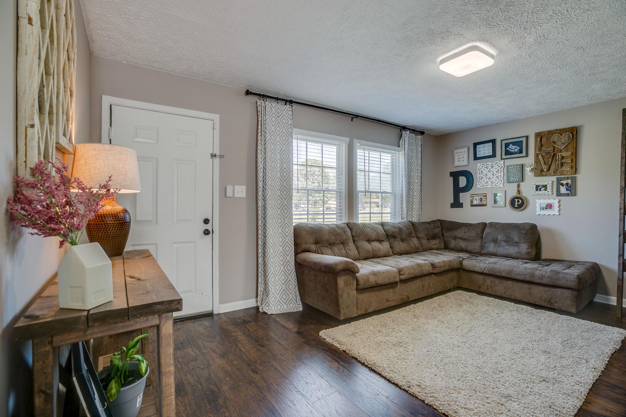 408 Double Springs Road Murfreesboro, TN 37127 - Photo 5 of 30 Gallery Image 5