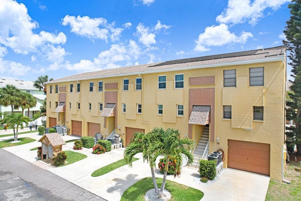 314 Windrush Boulevard, Unit 12 Indian Rocks Beach, FL 33785 - Photo 33 of 39