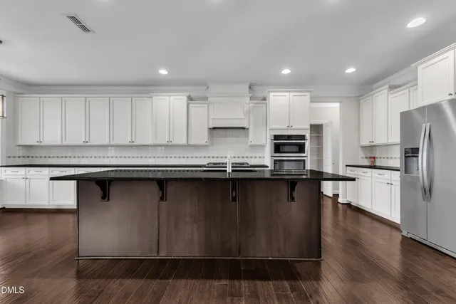 $3,300 | 3916 Chapel Oak Drive, Apex, NC 27502