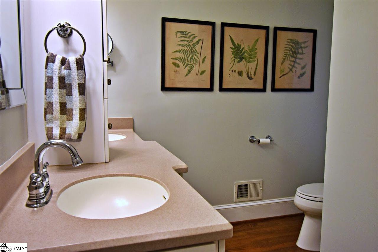 30 Craigwood Road Greenville, SC 29607 - Photo 28 of 34