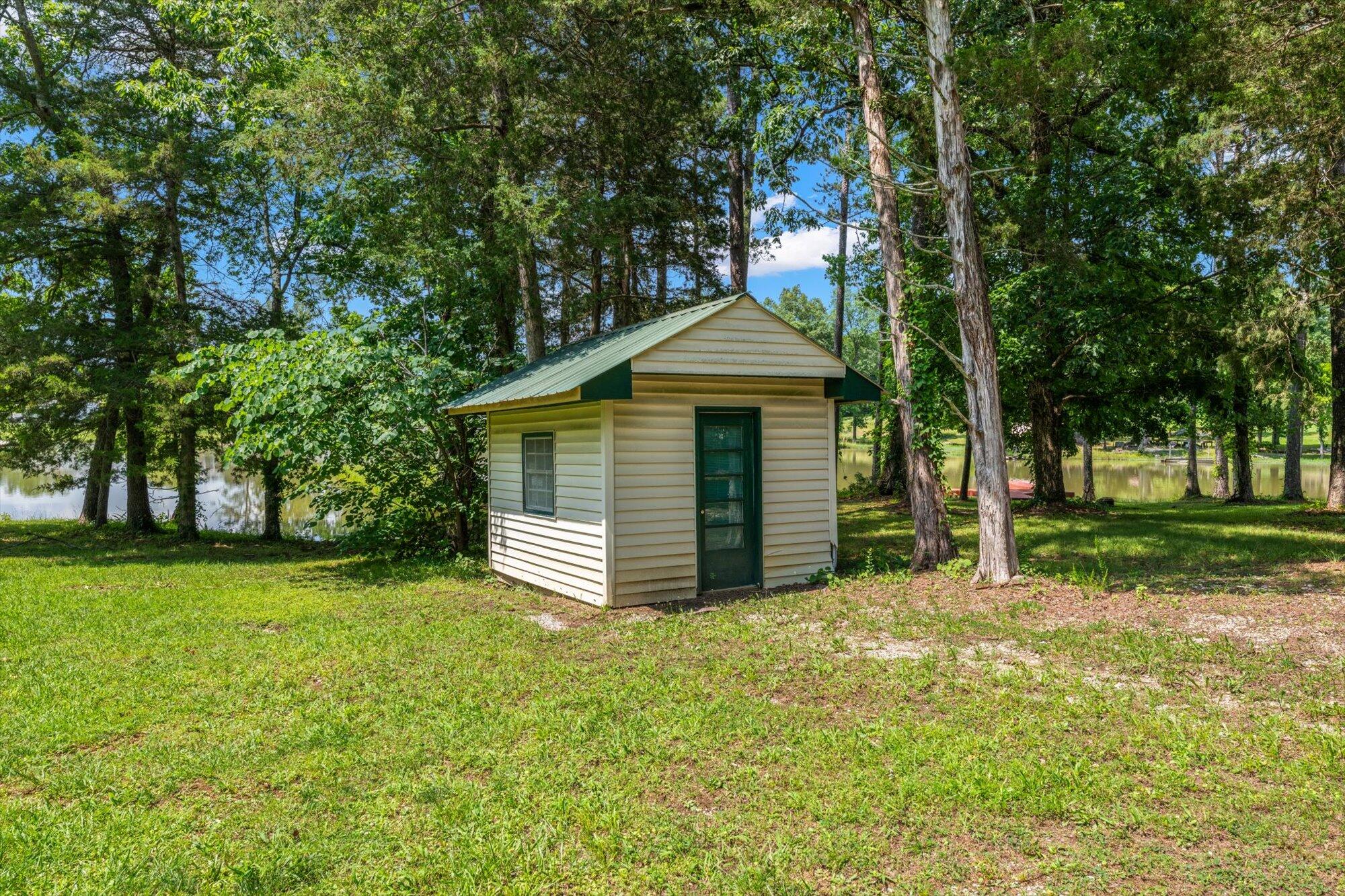 152 Hiwassee Drive Decatur, TN 37322 - Photo 32 of 53 45-152-Hiwassee-Dr-Decatur-TN-45