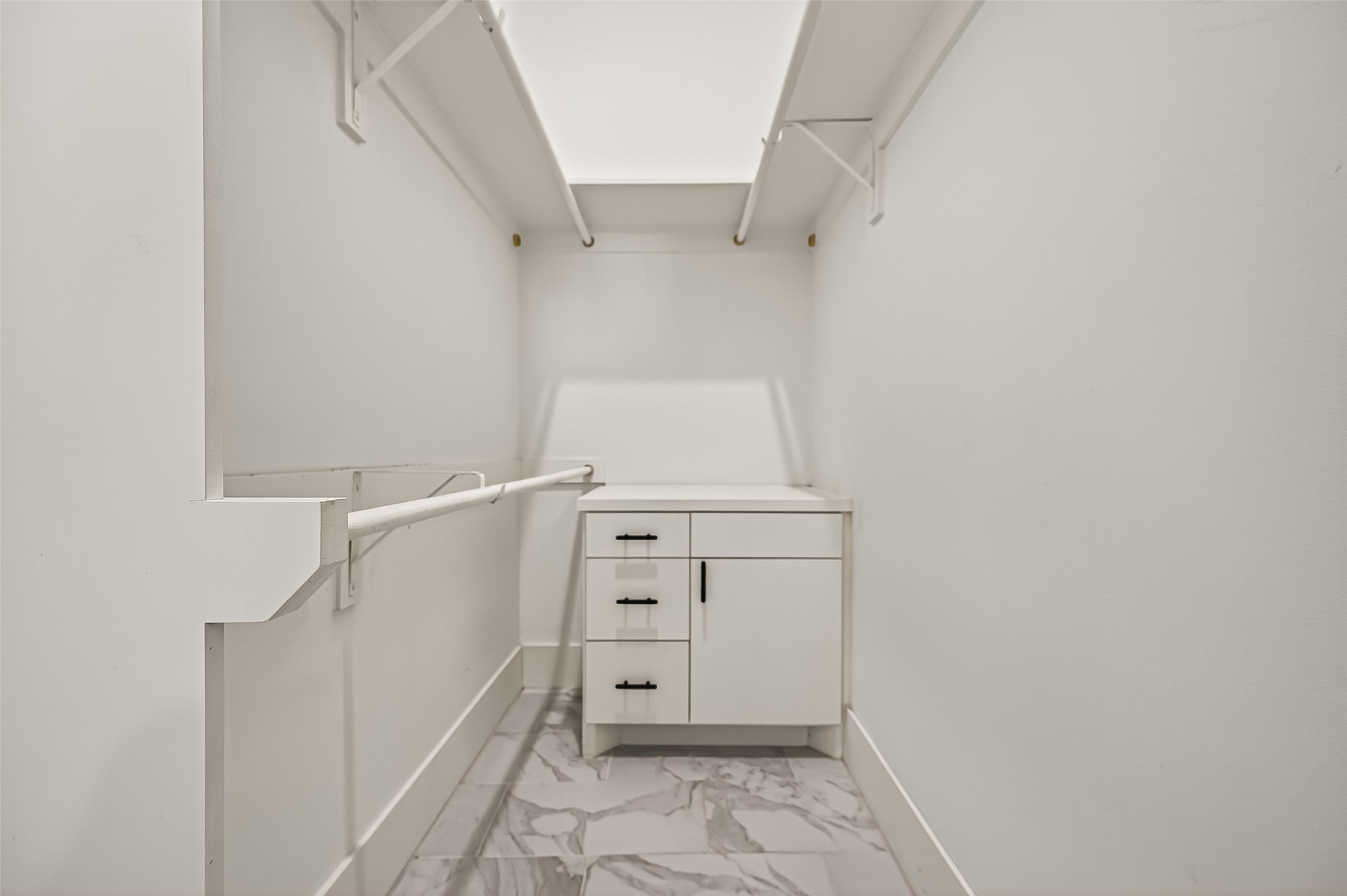 7915 Kirk Road Rosenberg, TX 77471 - Photo 20 of 46 a view of utility room