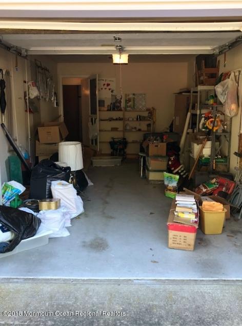 140 A Sunset Road Whiting, NJ 08759 - Photo 3 of 18 140A Sunset 002 garage