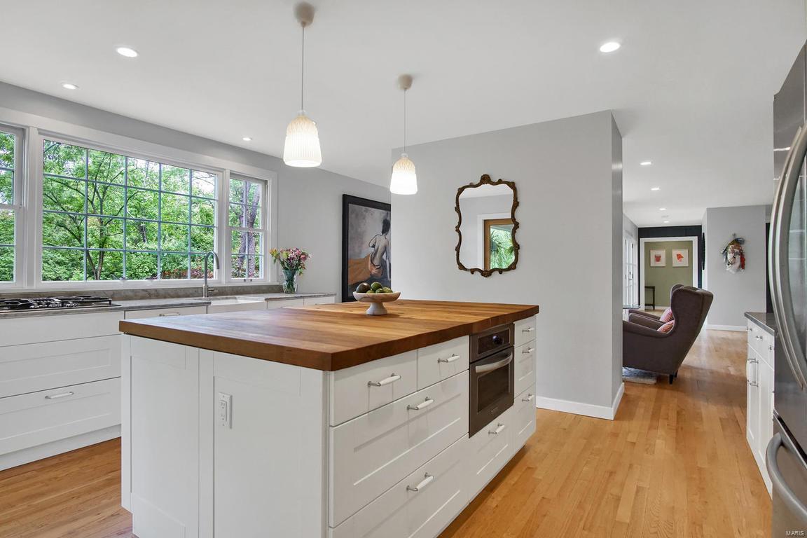 2 Forcee Lane St. Louis, MO 63124 - Photo 11 of 31 Gallery Image 11
