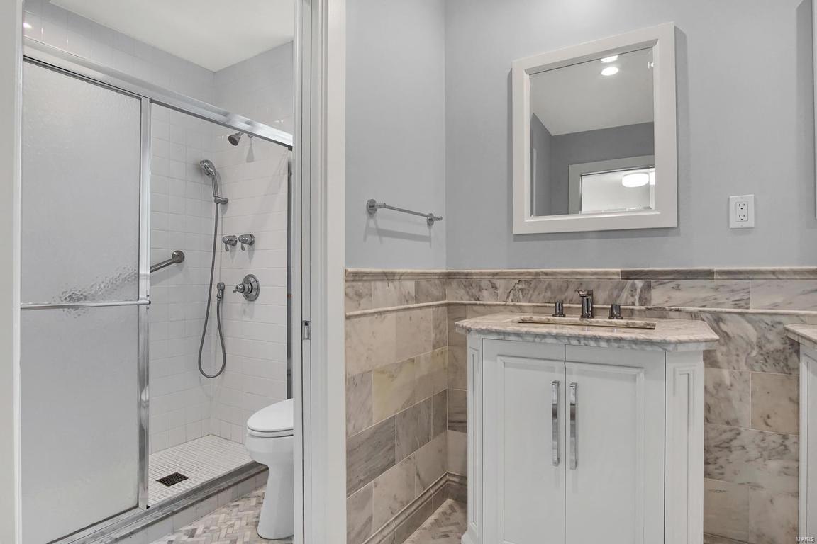 2 Forcee Lane St. Louis, MO 63124 - Photo 16 of 31 Gallery Image 16
